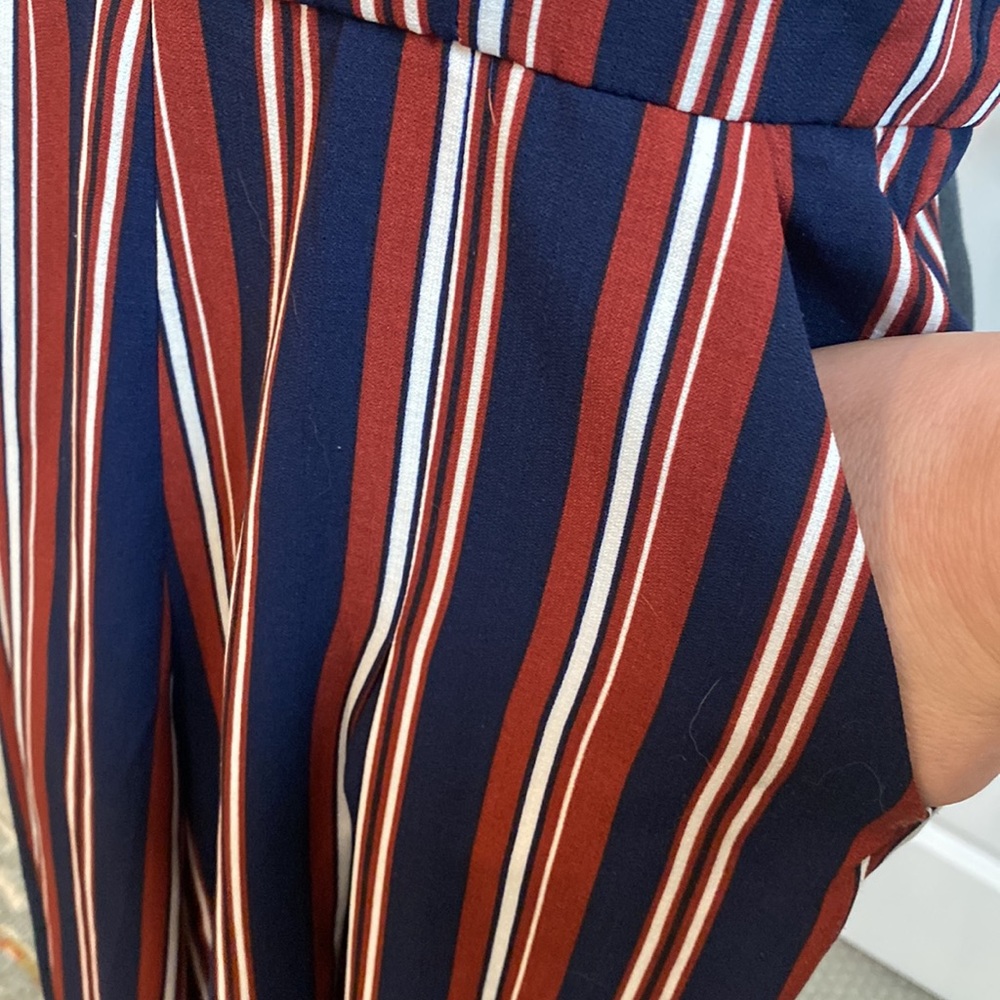 Socialite Primary Colors Wide Leg Jumper with Pockets - Picture 3 of 5